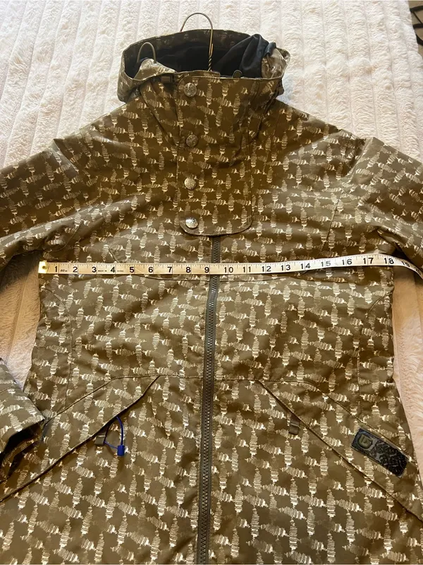 Burton Dryride snowboard coat - Image 8