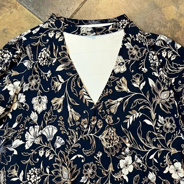 Lush Women’s Small Floral Blouse with Chocker - Image 8