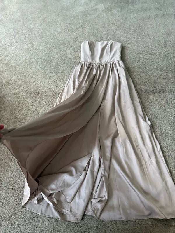 Vera Wang Strapless Pale Purple Dress - Image 2