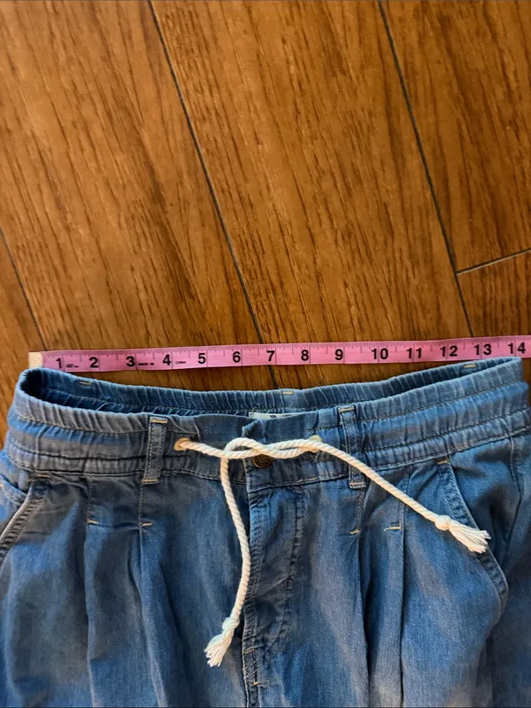 Free People Drawstring Waist Jeans- size XS - Image 3