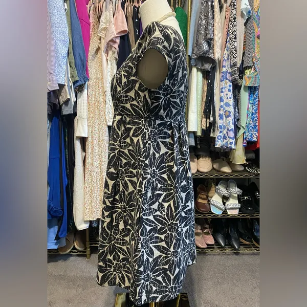 MICHAEL KORS Black & Tan Floral Linen Cap Sleeve Empire Waist Dress - Image 2