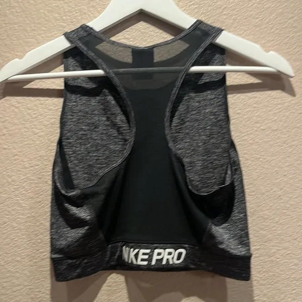 NIKE PRO HYPERCOOL Women’s TANK TOP DRI FIT CROPPED GREY BLACK MESH Size Small - Image 5