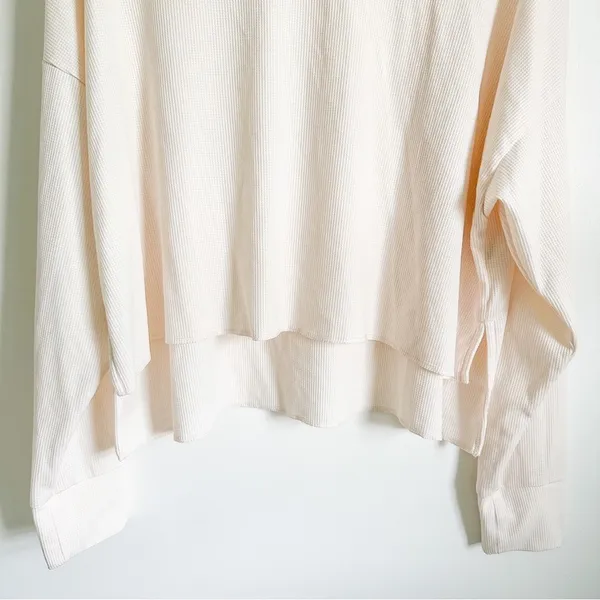 American Eagle Outfitters Cream Ivory Cowl Neck Waffle Knit high low top Large - Image 3