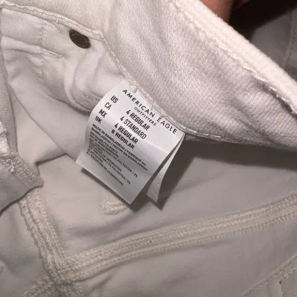 American Eagle Denim Mini Skirt Size 4 White Raw Hem - Image 4