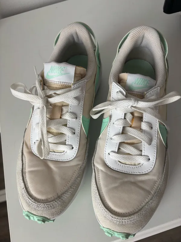 Nike Shoes Women’s - Image 2