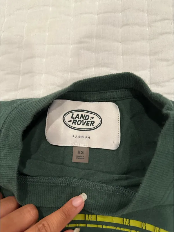 Pacsun Land Rover Baby Tee Size XS - Image 2