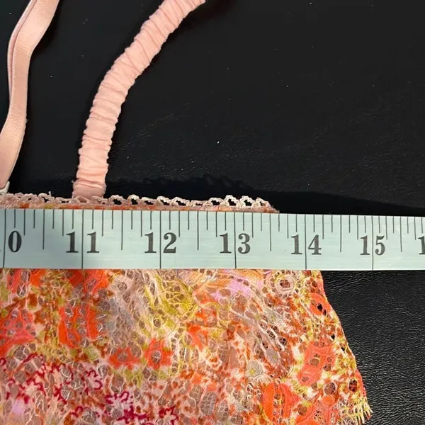 Victoria’s Secret Lace‎ Bralette. Size Medium. Pink Multi NWT - Image 4