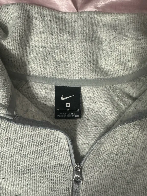 Nike women’s half zip Gray Size XL - Image 3