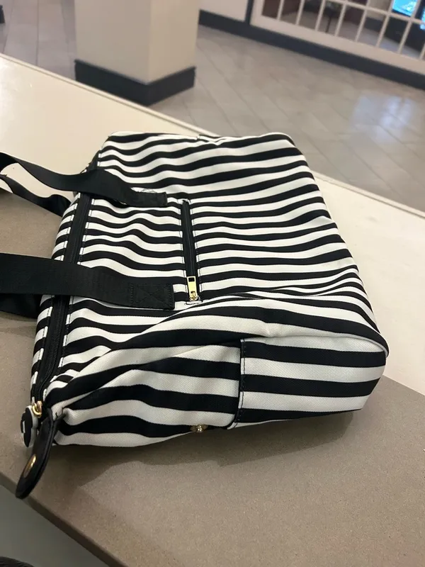 Alice + Olivia Black & White Striped Women's Travel Tote Bag - Image 5