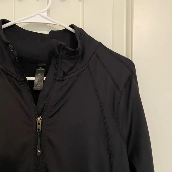 NWOT |‎ Kyodan women’s solid black zip active jacket — large - Image 2
