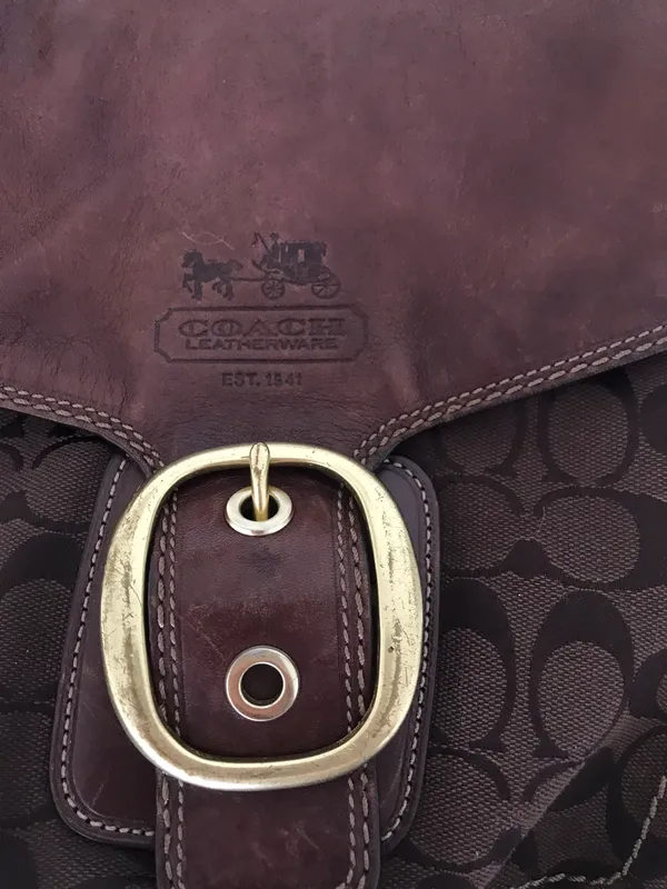 Vintage Bleeker Signature Large Flap Bag - Image 8