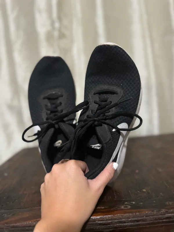 Sneakers - Image 3