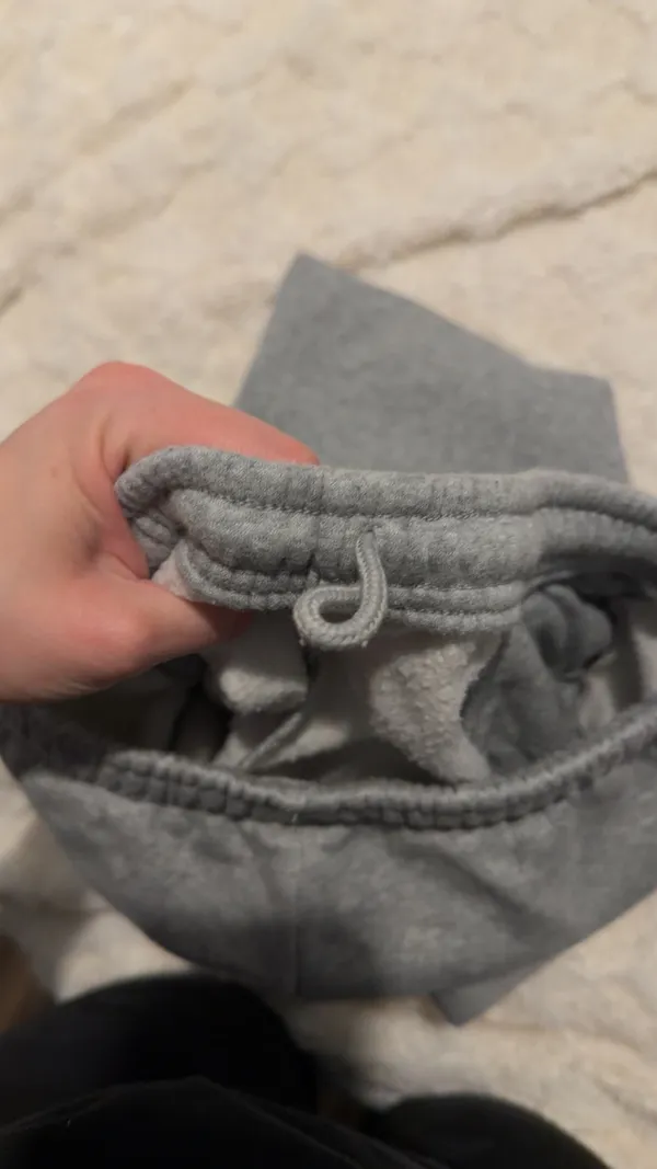 Nike sweatpants - Image 5