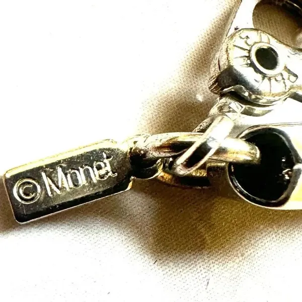 Monet silver tone vintage bracelet - Image 4