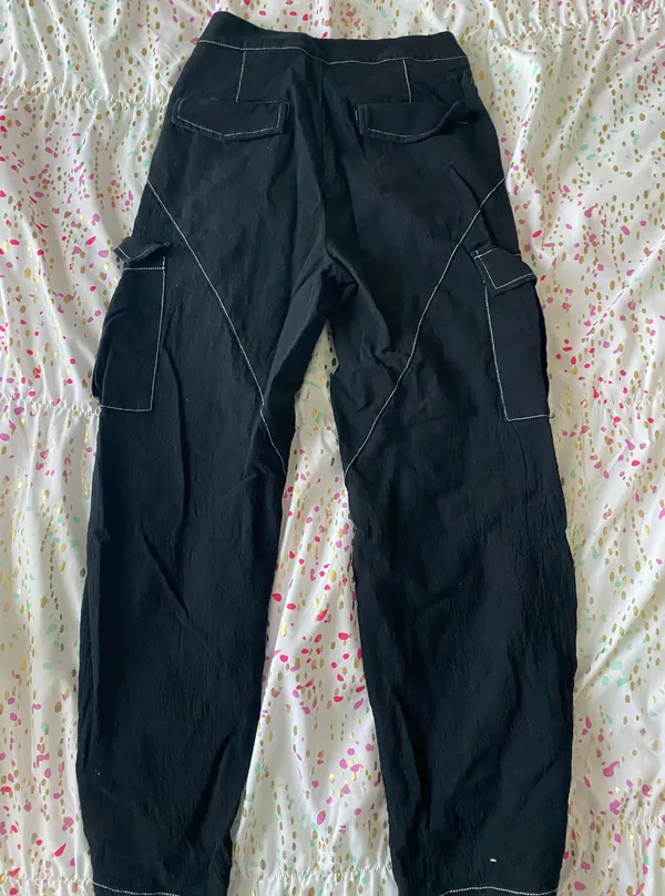 Black Pants Outlined With White - Image 4