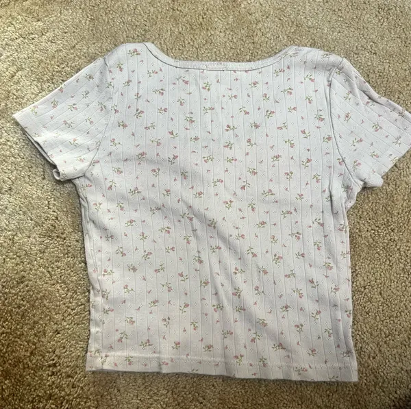 Brandy Melville floral Top - Image 3