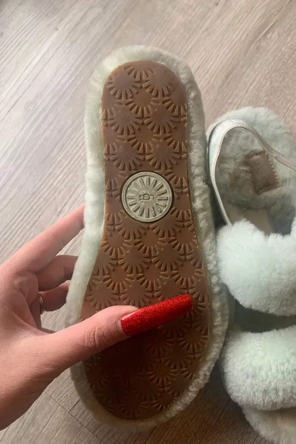 UGG sandals - Image 4