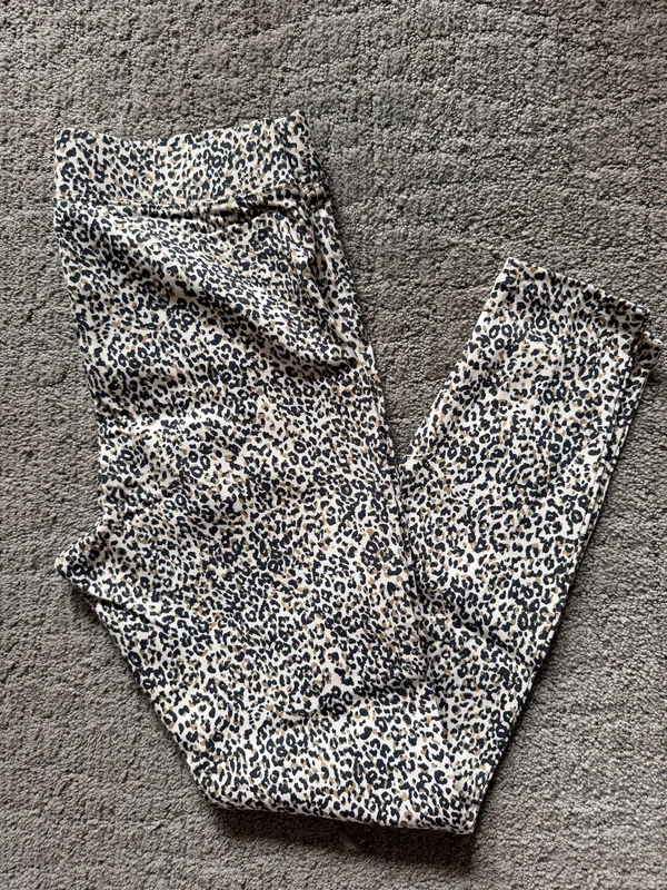 Old Navy Dress Pants Leggings - Image 3