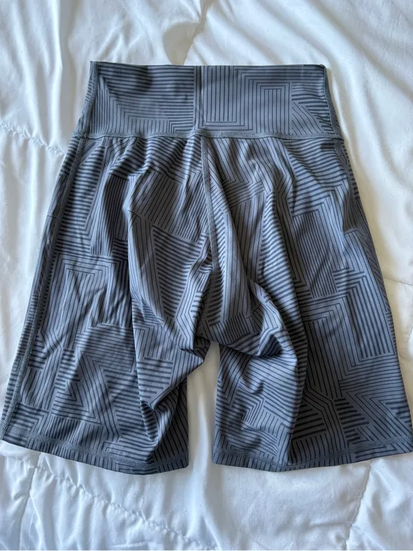 Gymshark Biker shorts - Image 4