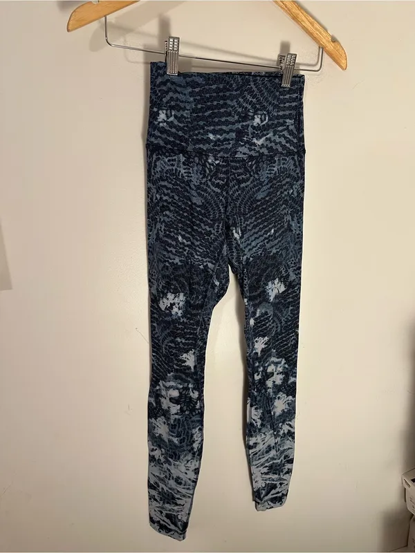 Lululemon Align Pant 28” *Engineered
Indigo Lace Starlight Multi Align Pant 2 - Image 2