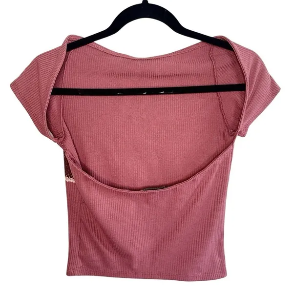 UO Nadia Rose Print Low Open Back Top M Pink Mauve Ribbed Knit ASO Bel-Air Amira - Image 9