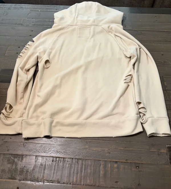 Chelsea DeBoer by Lily & Lottie Distressed Hoodie Women’s S Cream Pullover - Image 4