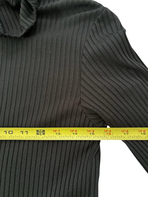 Vintage 90’s Pretty Girl Y2K Black Ribbed Turtleneck Sweater Women’s Size XL - Image 5