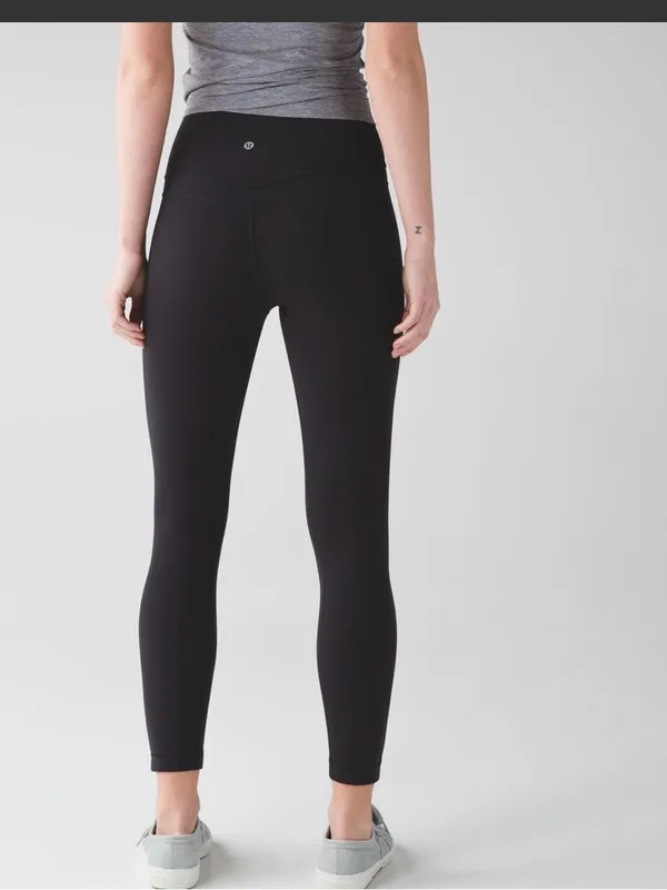 Lululemon Align Pant 30” Sz 4 Black Stretch Logo Pilates Yoga Workout - Image 8