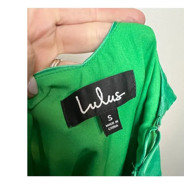 Lulu’s Chic Style Green Floral Jacquard Satin High-Low Midi Wrap Dress Sz. S - Image 6