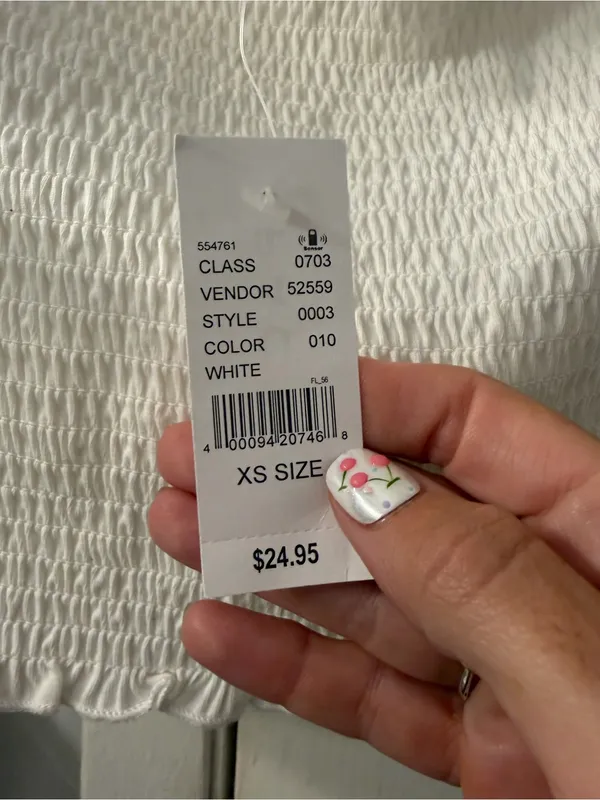 Me to We White Smocked Off-Shoulder Crop Top - Image 3