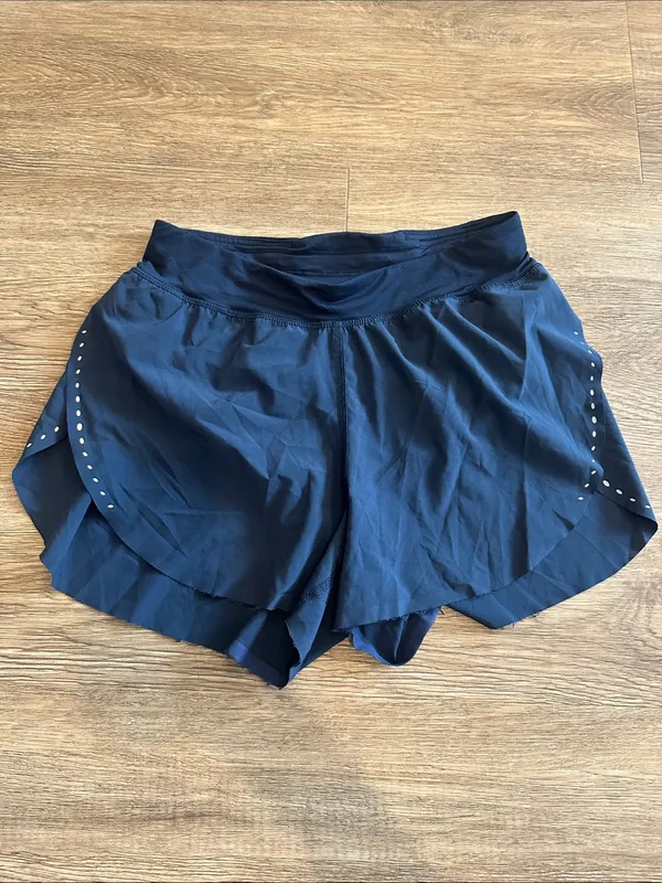 Lululemon Find Your Pace High-Rise Lined Short 3” - Image 2
