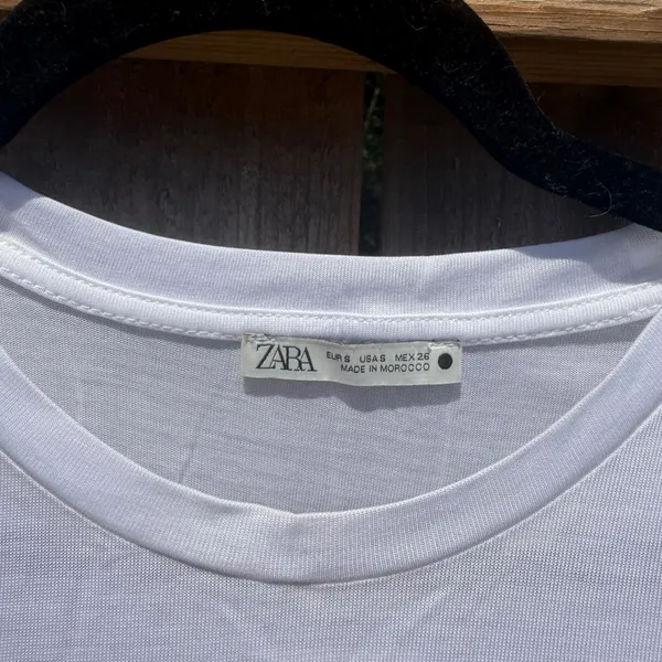 Zara Basic White Short Sleeve Crewneck T-Shirt Womens Small Minimalist Tee - Image 2