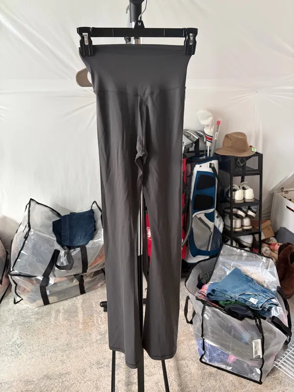 Aerie Real Me High-Waisted Crossover Flare Leggings - Image 3