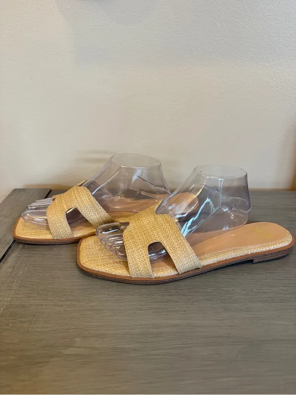 Woven Slide Sandals in Natural Straw madden size 11 rafia beige flat - Image 3