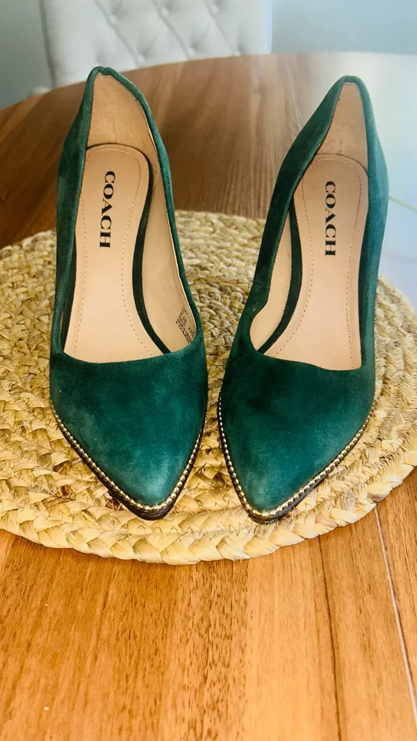 Coach heels hunter green suede  - Image 2