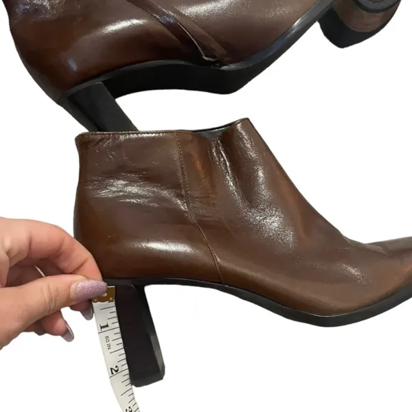 Etienne Aigner Brown Vintage Boots - Image 6