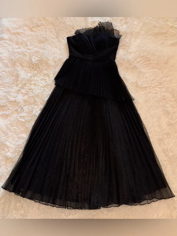 NEW Betsy & Adam Pleated Square Neck black Ball Gown Sz 4 - Image 6
