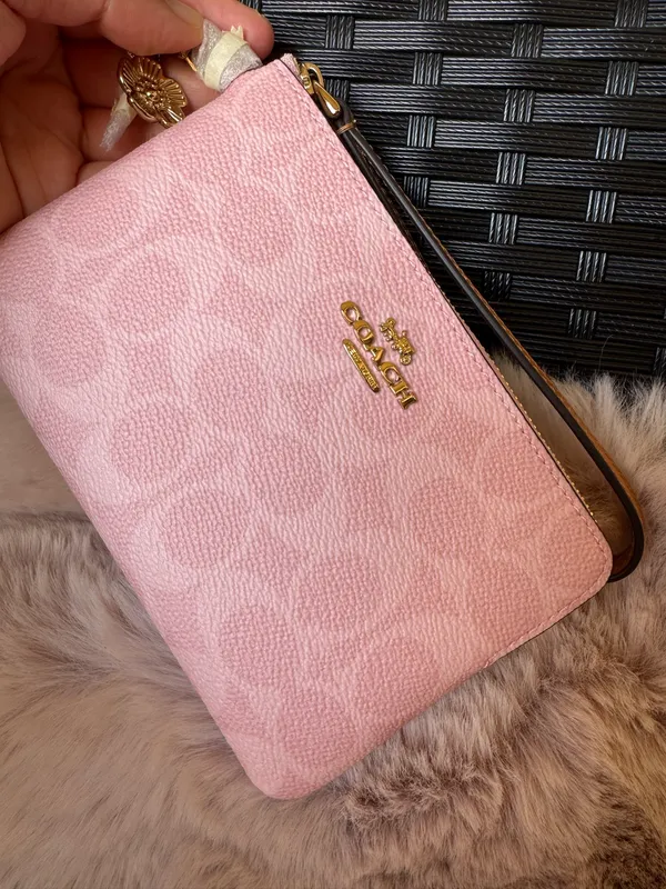 NWT Coach CEF72 Corner Zip Wristlet Signature Canvas with Charm Gold Powder Pink - Image 8