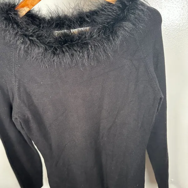 Vintage Y2K Max Studio‎ Small Sweater Feather Trim Black Long Sleeve Rayon Blend - Image 2