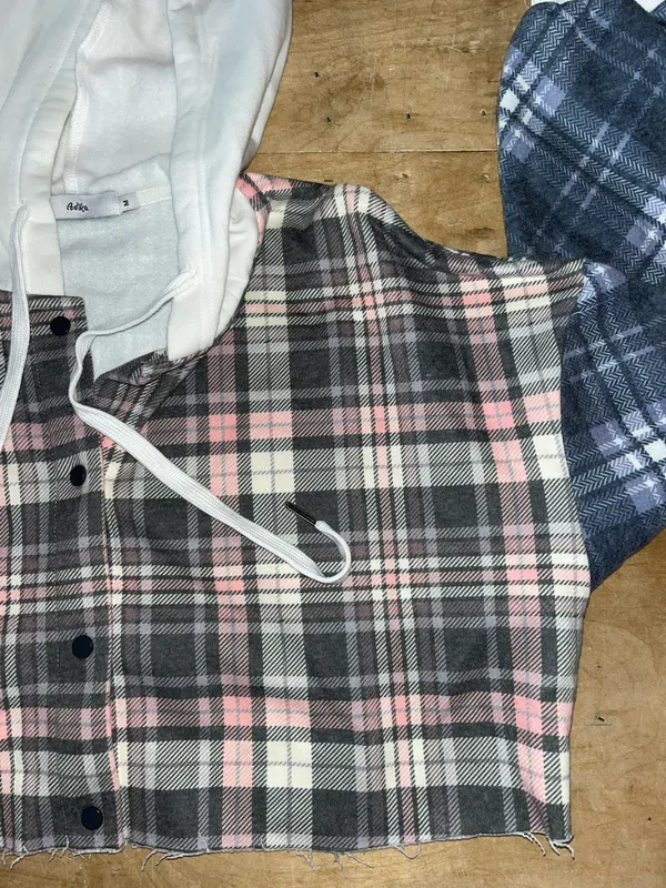 Adika Crop Flannel - Image 2