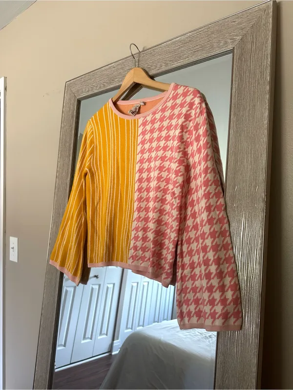 Dolan Anthropologie Flare Sleeve Sweater Pink Houndstooth Yellow Stripe Size XS - Image 3