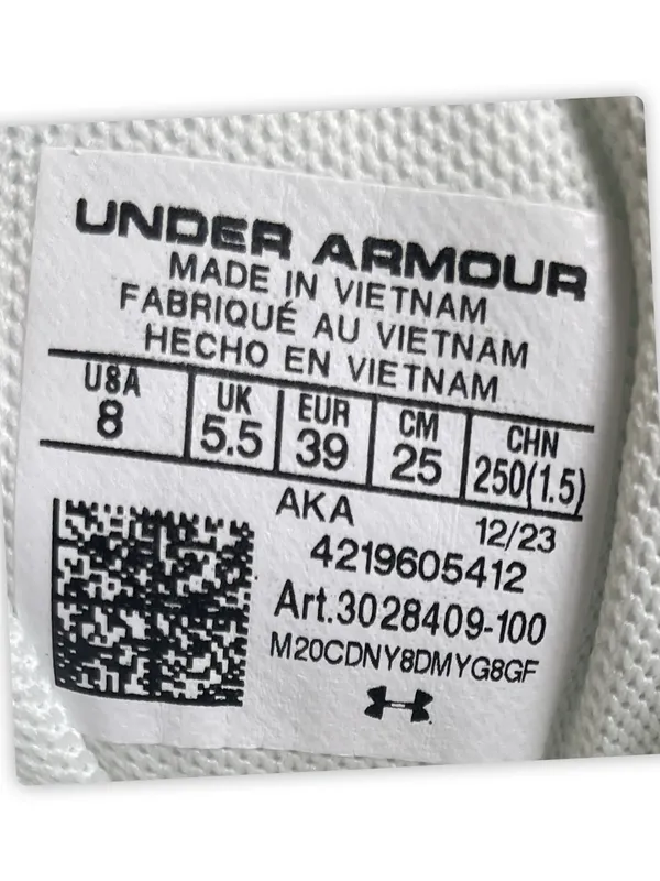 Under Armour Essential Runner White Sneakers Women’s 8 NWOT - Image 7