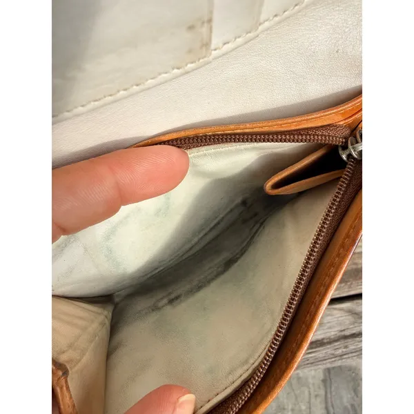 Coach SoHo‎ Bee Bumblebee Wallet Rare Y2K Vintage HTF - Image 4