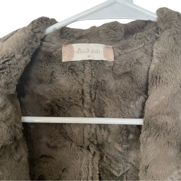 Altar'd State Boho Faux Fur Shearling Vest Brown Cozy Western Layering Jacket Size M - Image 4