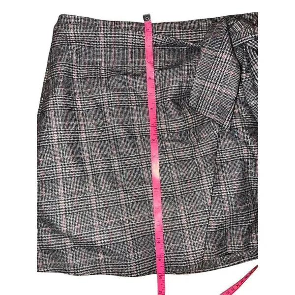 Aritzia Wilfred Dorine Front Wrap Wool Cashmere Mini Skirt plaid sz 6 #780 - Image 4