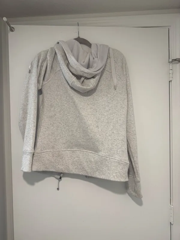Lululemon Jacket Full-Zip - Image 2