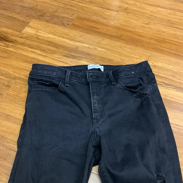 Abercrombie‎ and Fitch The Super Skinny Ankle Mid Rise Black Distressed Jeans 10 - Image 2