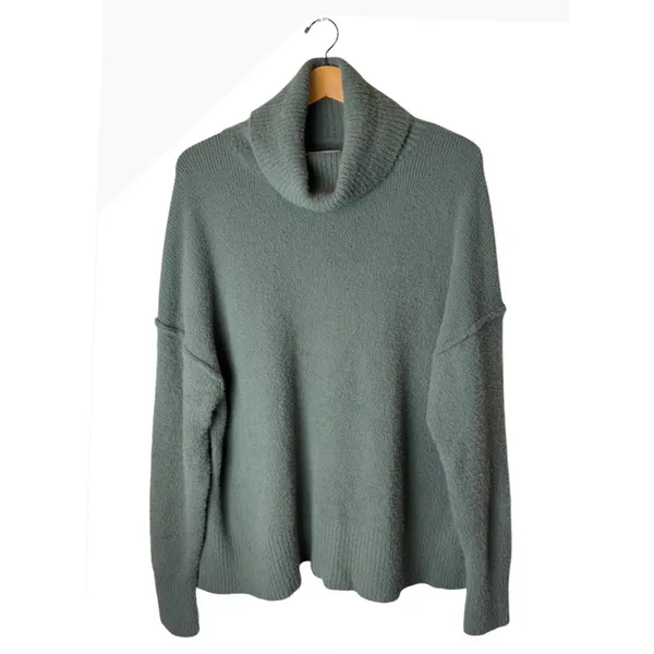 Aerie Turtleneck Sweater Women Small Green Fuzzy Knit Side Slit Lounge Outdoor - Image 2