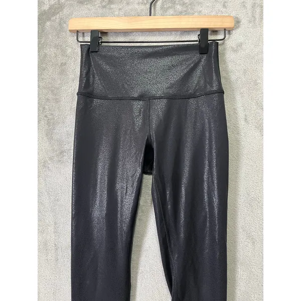 Lululemon Wunder Under Crop High-Rise Luminosity Foil Print‎ Black Black Size 4 - Image 6
