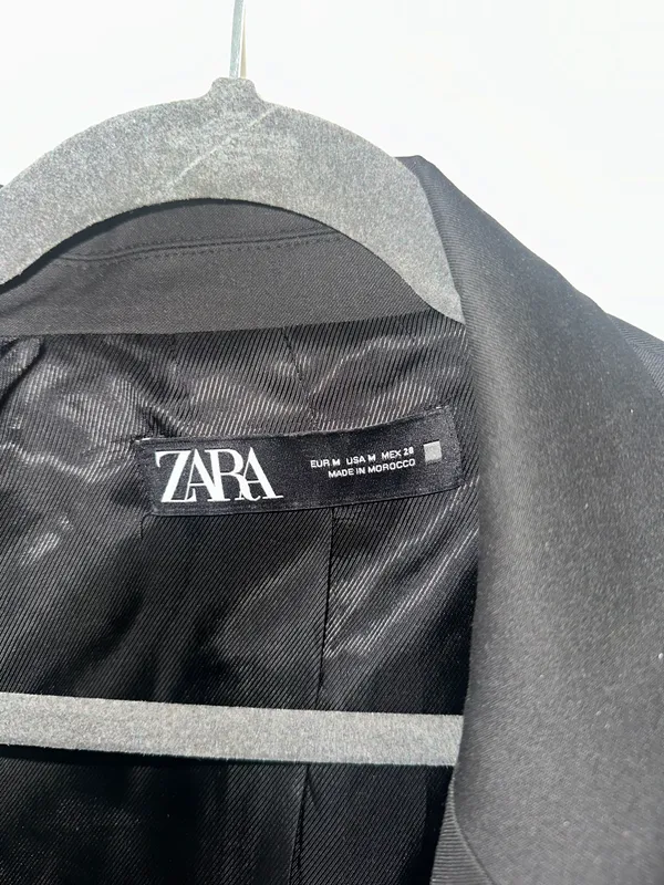Zara Black Blazer - Image 2